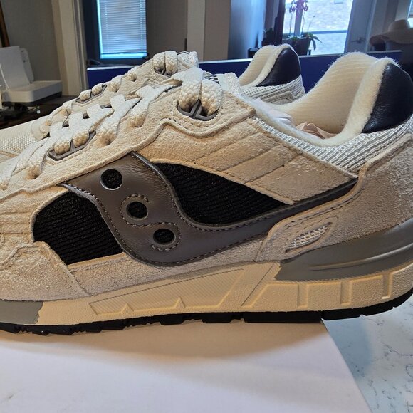 Saucony Shadow 5000 'Beige Grey' - S70665 33 Mens Sneakers Size 9 NEW - Picture 1 of 11